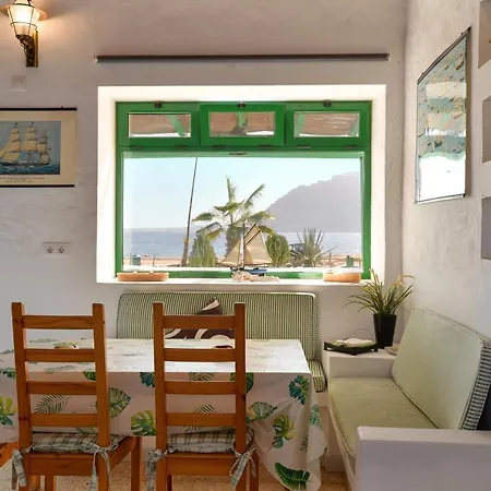 Flores Semesterbostad *