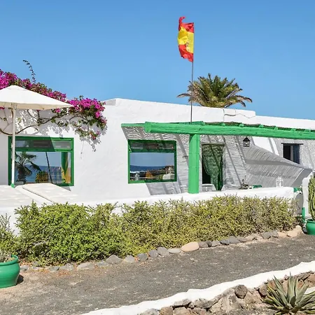 Flores Holiday home